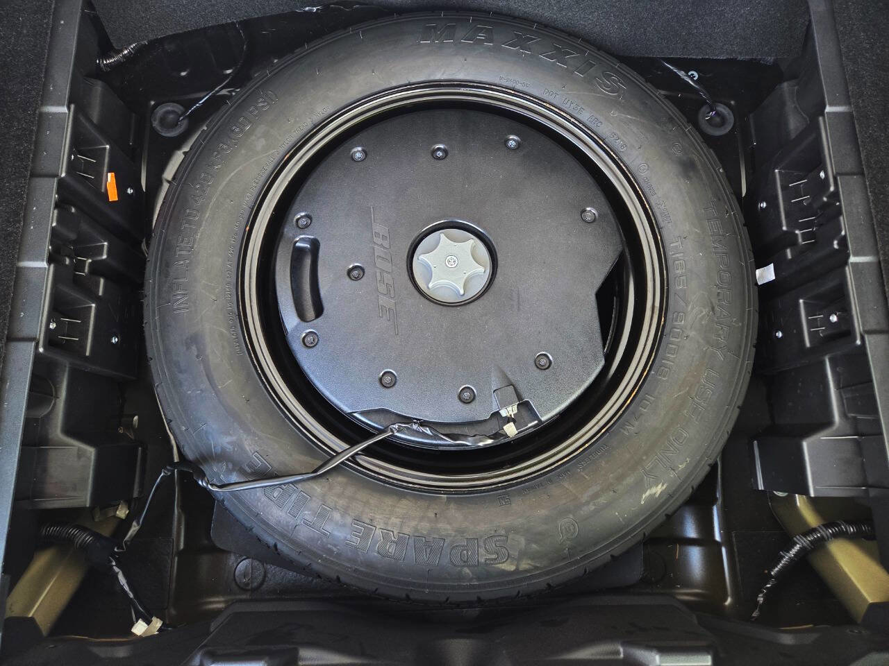 Used 2019 Nissan Murano SV w/ Premium Package image 16