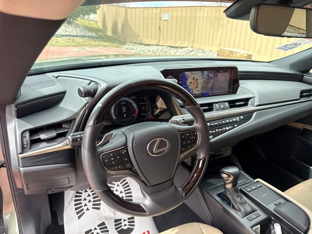Used 2020 Lexus ES 350 w/ Premium Package image 13