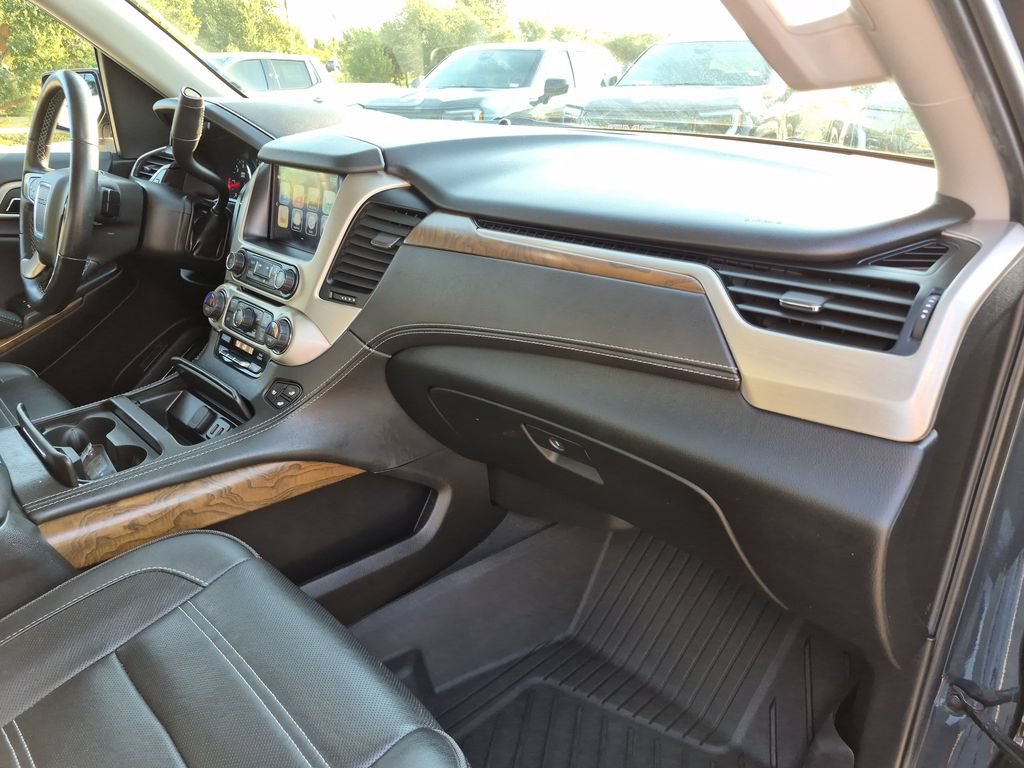 Used 2019 GMC Yukon XL Denali w/ Denali Ultimate Package AWD/4WD image 41