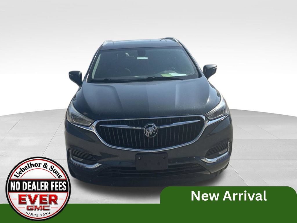 Used 2018 Buick Enclave Essence FWD image 2
