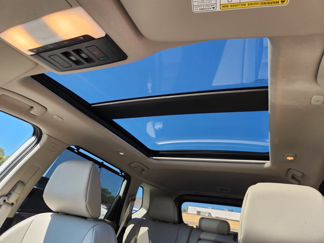 Certified 2023 Nissan Rogue SV w/ SV Premium B Package AWD/4WD image 15