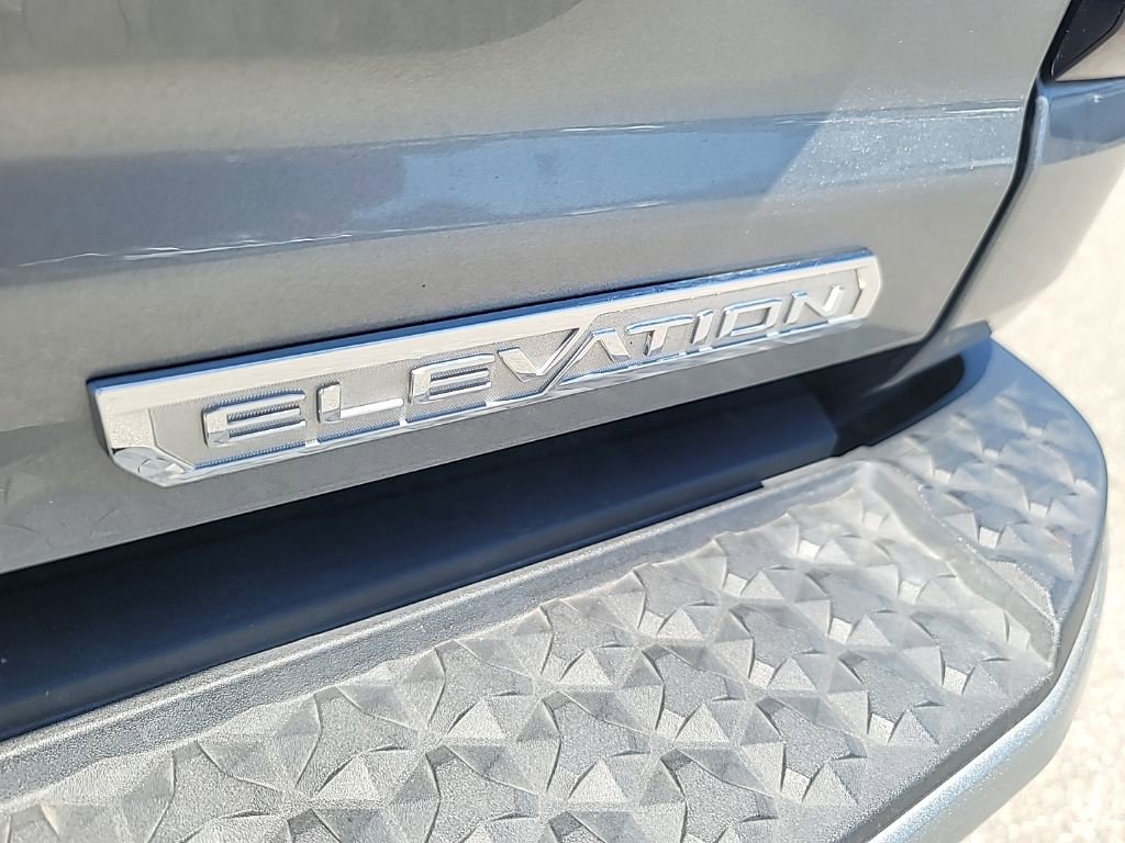 Used 2025 GMC Canyon Elevation w/ Convenience Package RWD image 7