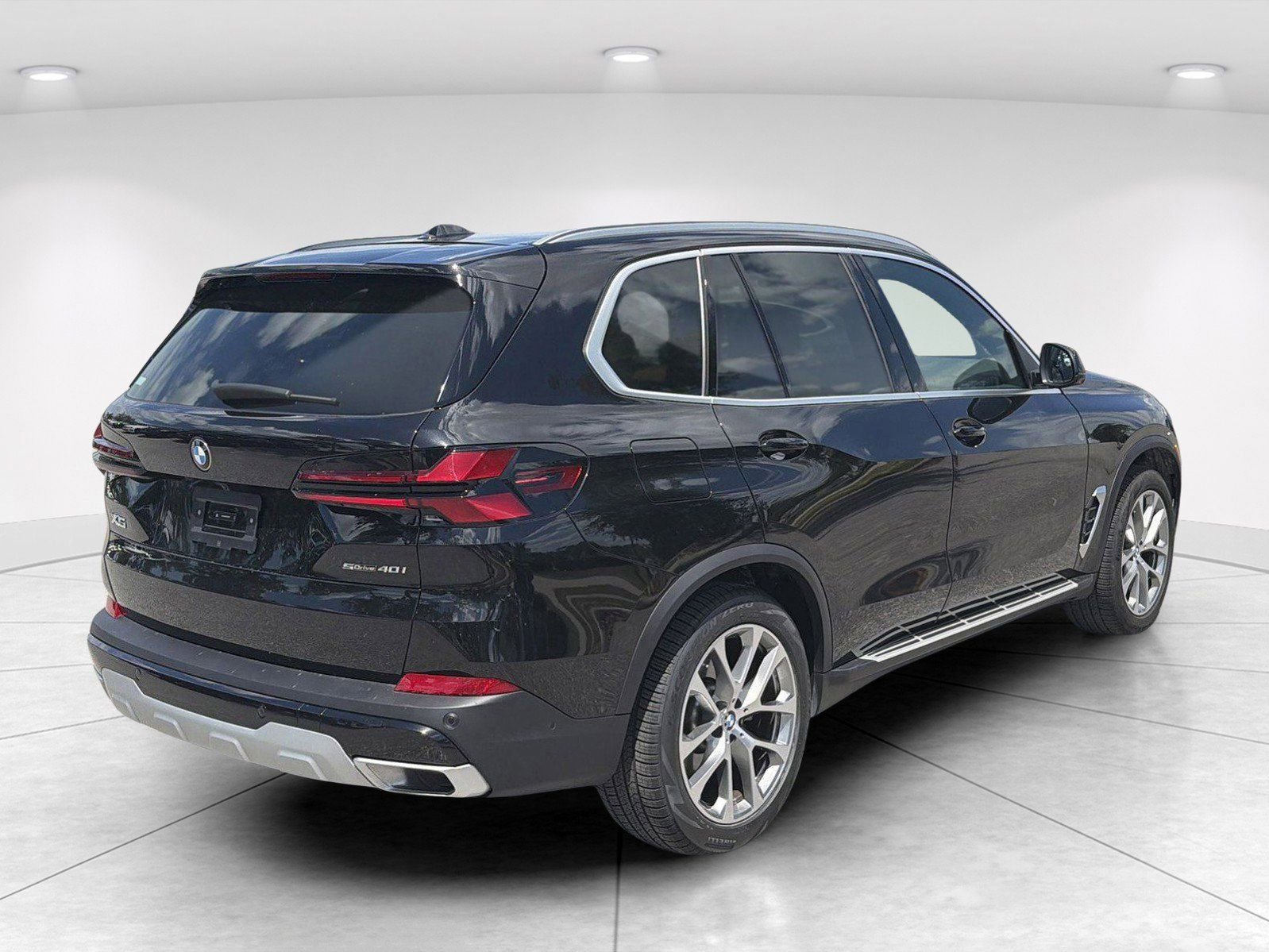 Certified 2026 BMW X5 sDrive40i RWD image 4