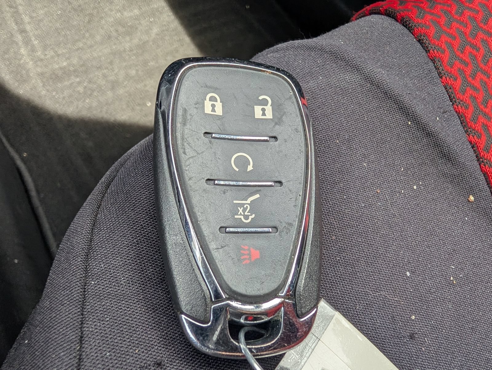 Used 2019 Chevrolet Equinox LT FWD image 16