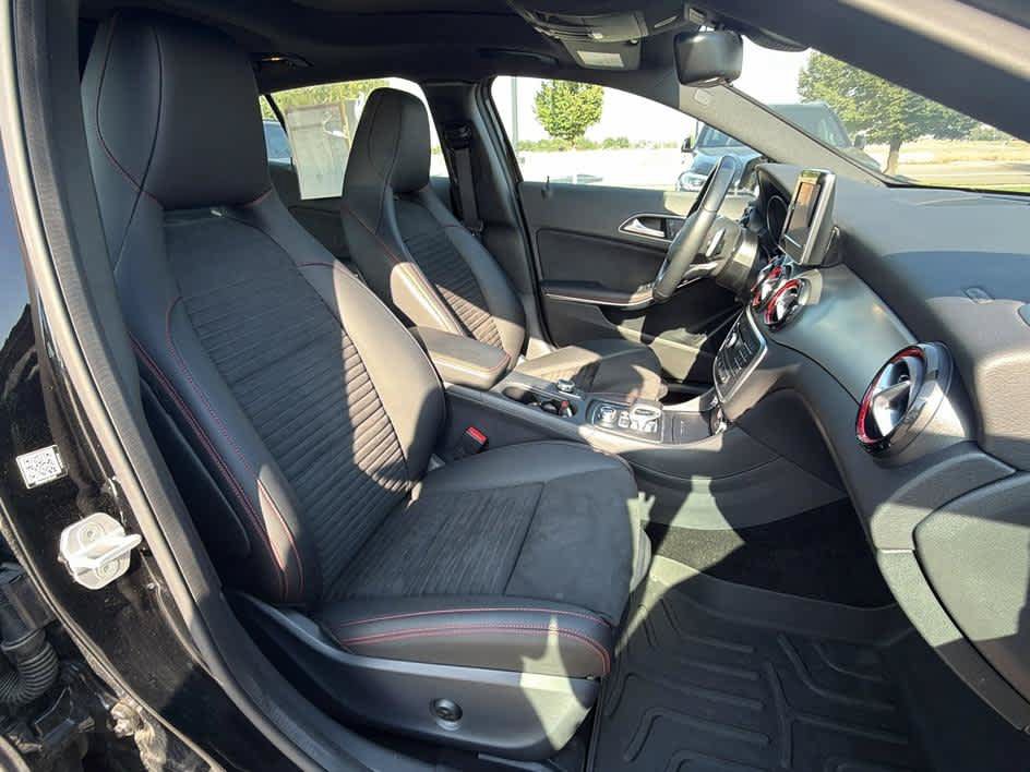 Used 2017 Mercedes-Benz GLA 45 AMG 4MATIC image 31