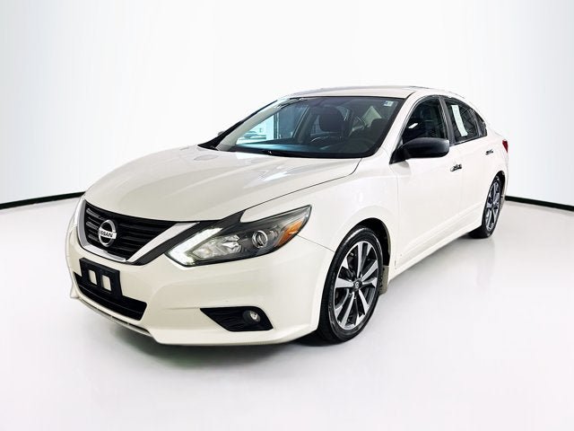Used 2016 Nissan Altima 2.5 SR w/ LED Appearance Package