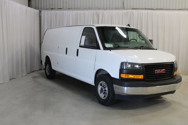 Used 2018 GMC Savana 2500 Extended RWD image 27