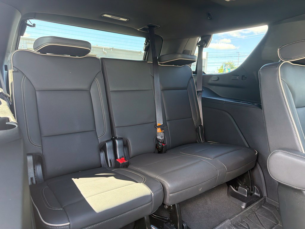 Used 2023 Chevrolet Tahoe Premier AWD/4WD image 19