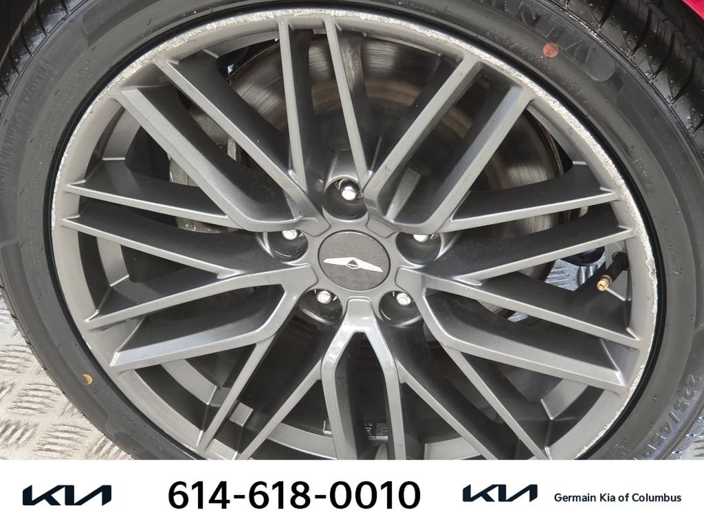Used 2019 Genesis G70 2.0T Advanced w/ Prestige Package AWD/4WD image 13