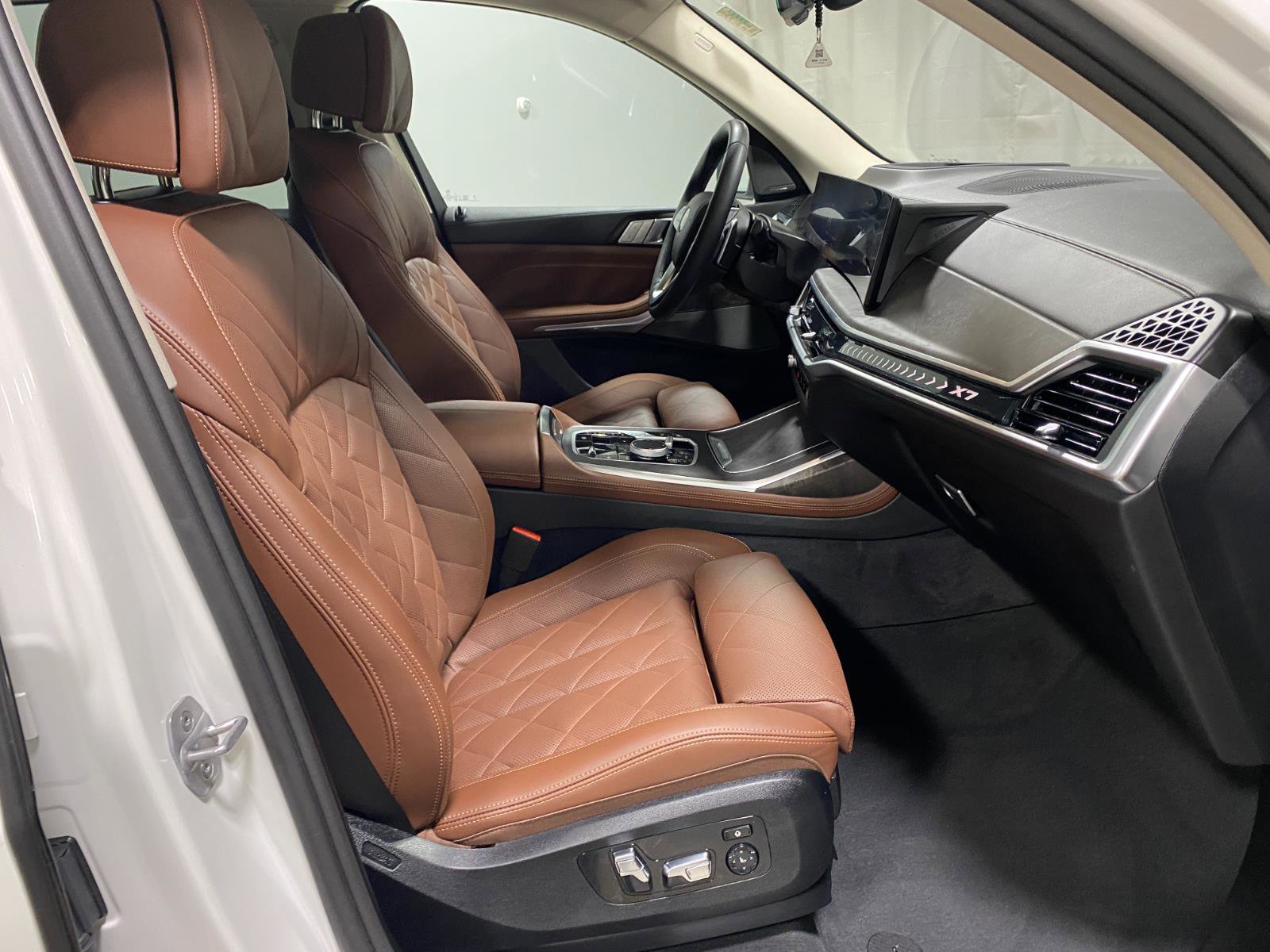 Certified 2026 BMW X7 xDrive40i image 22