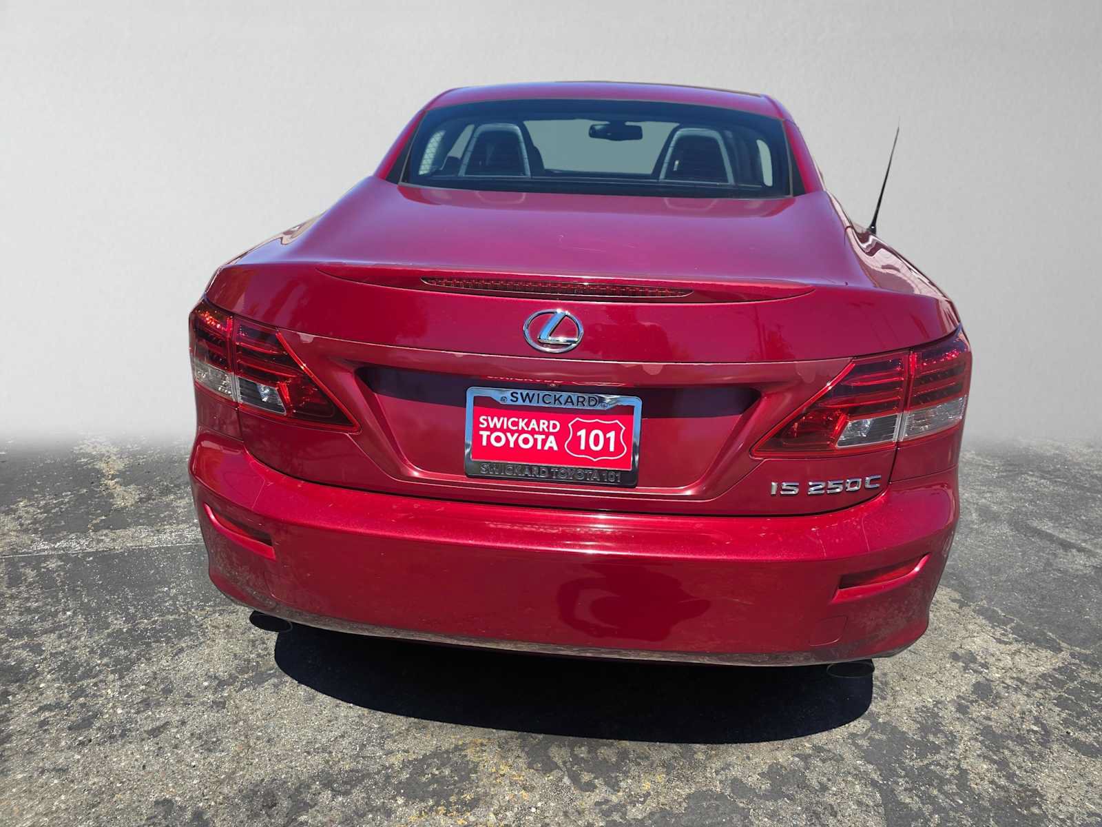 Used 2011 Lexus IS 250C RWD image 4