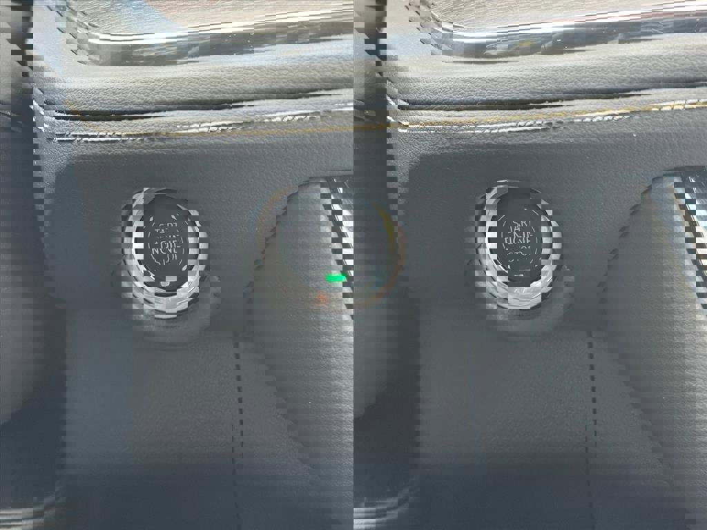 Certified 2025 Chevrolet Tahoe Premier image 12