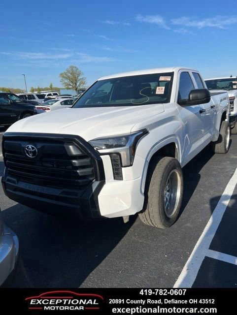 Used 2025 Toyota Tundra SR AWD/4WD image 1
