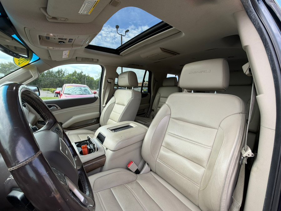 Used 2018 GMC Yukon Denali AWD/4WD image 9
