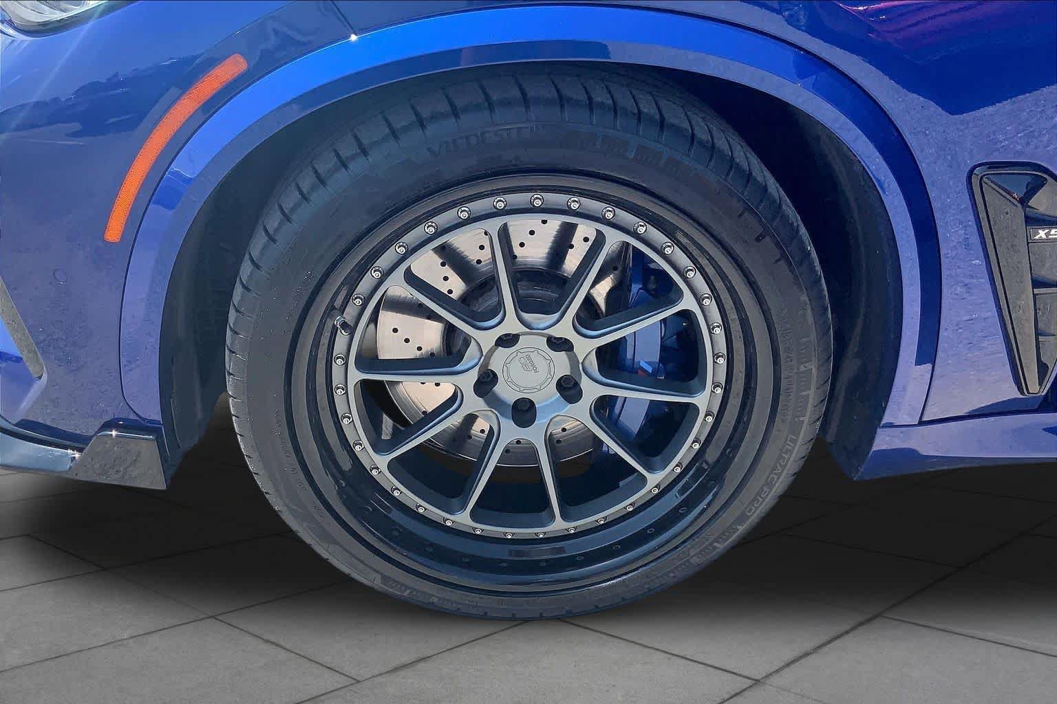 Used 2022 BMW X5 M w/ Executive Package AWD/4WD image 10