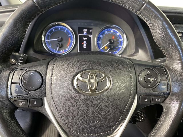 Used 2018 Toyota Corolla SE image 13