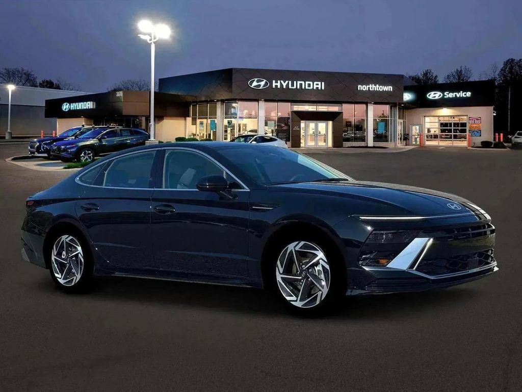 New 2026 Hyundai Sonata SEL FWD image 10