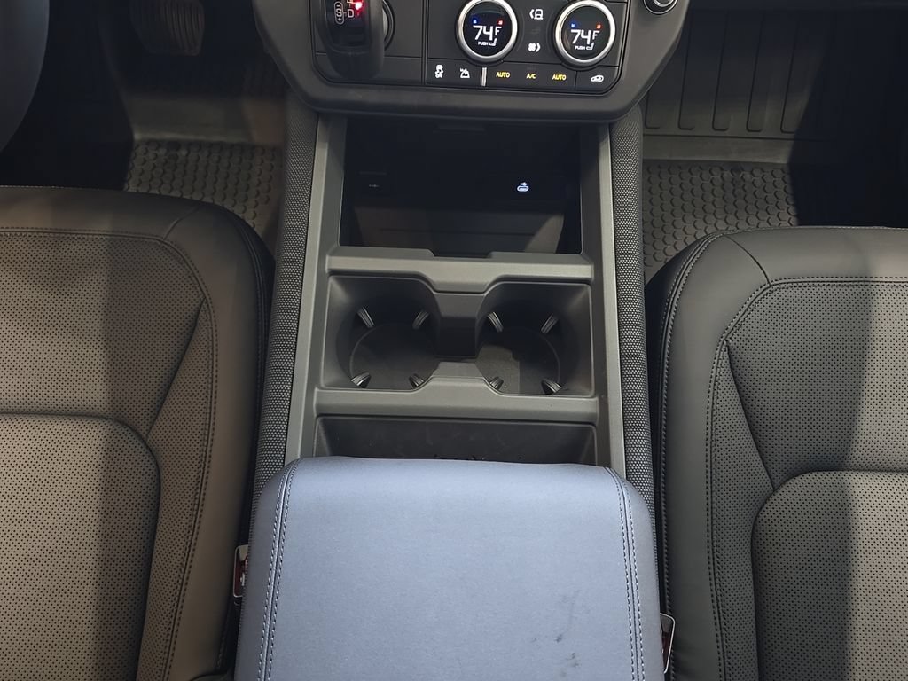 New 2026 Land Rover Defender 110 S AWD/4WD image 20