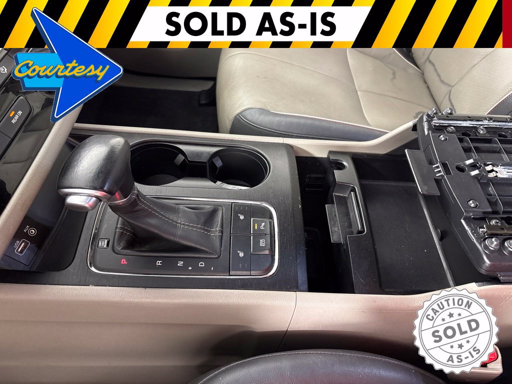 Used 2017 Kia Sedona LX w/ LX Essentials Premium Package FWD image 37