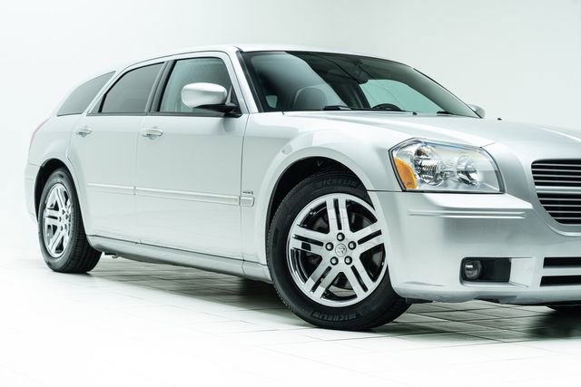 Used 2005 Dodge Magnum R/T w/ Convenience Group II image 3