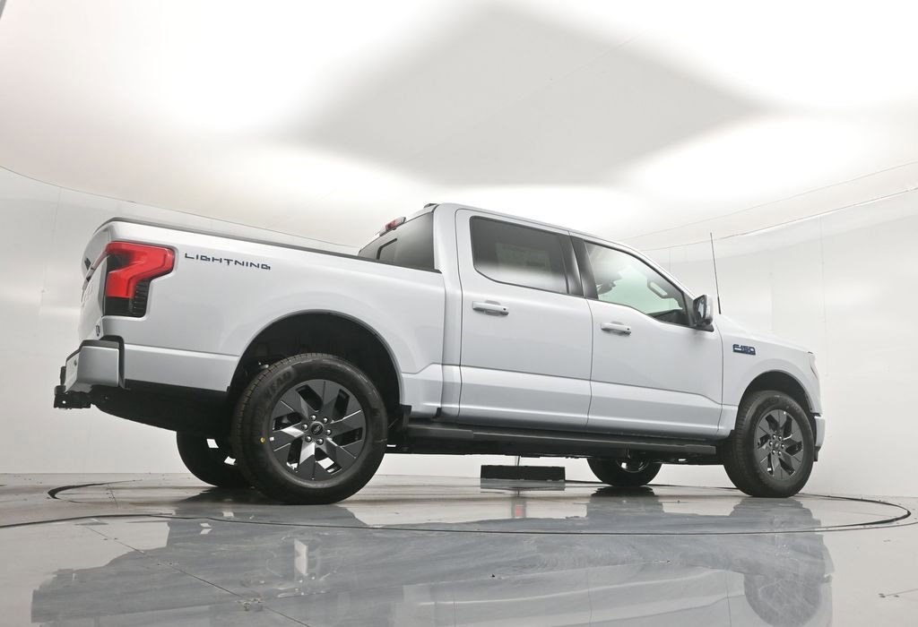 New 2025 Ford F150 Lightning Lariat image 48