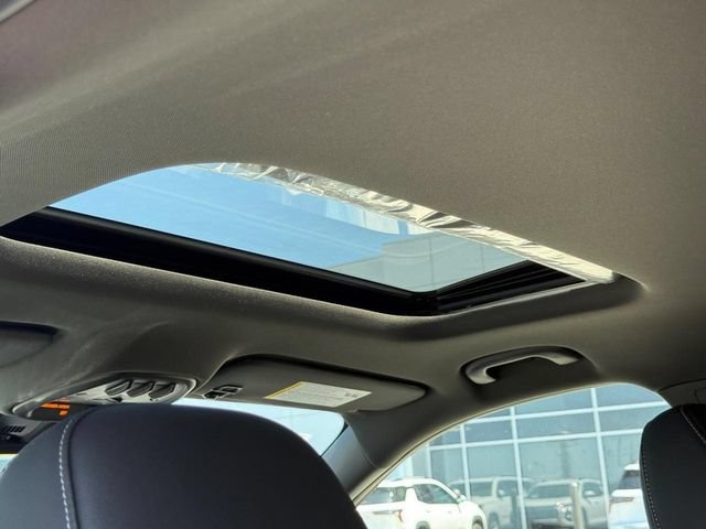 New 2026 Chevrolet Trax RS w/ Sunroof Package FWD image 6