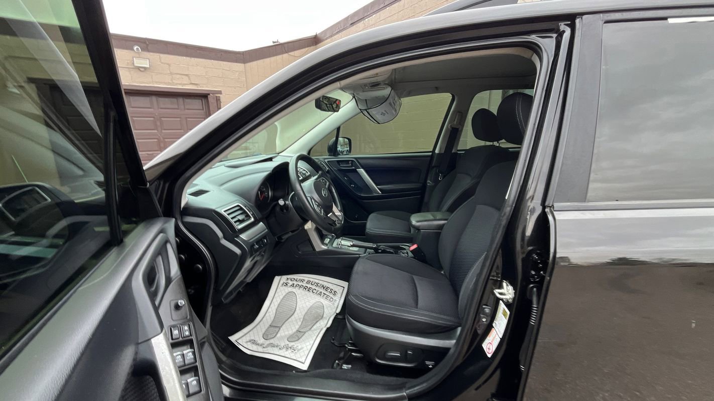 Used 2018 Subaru Forester 2.5i Premium w/ All-Weather Package AWD/4WD image 19