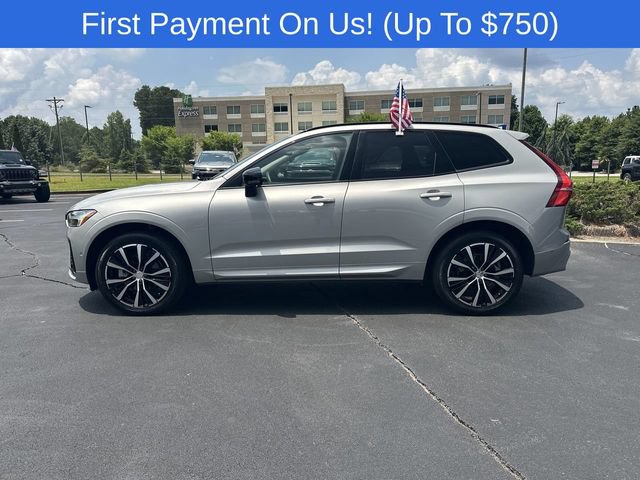 Used 2025 Volvo XC60 B5 Plus AWD/4WD image 5