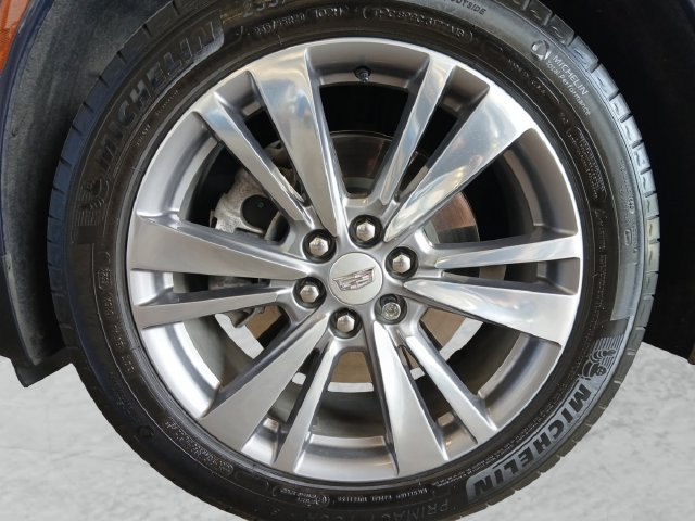 Used 2024 Cadillac XT5 Premium Luxury w/ Technology Package FWD image 24