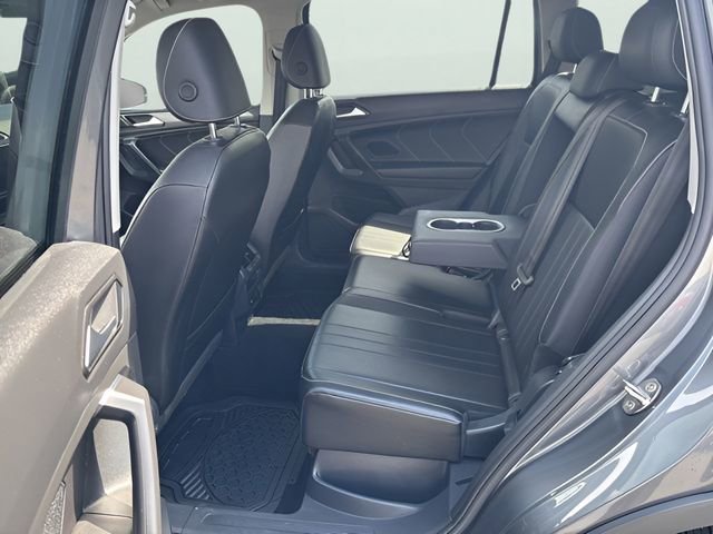 Used 2022 Volkswagen Tiguan SE image 31