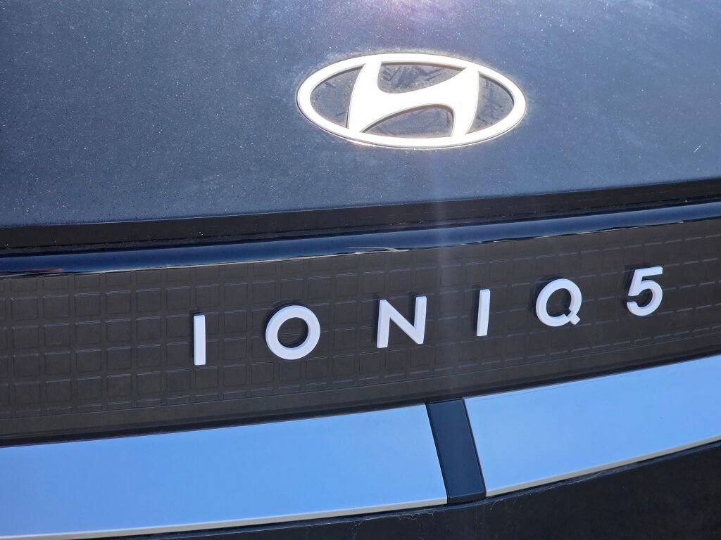 New 2025 Hyundai Ioniq 5 SEL image 12