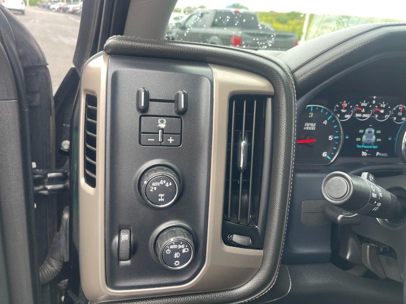 Used 2017 GMC Sierra 1500 Denali AWD/4WD image 21