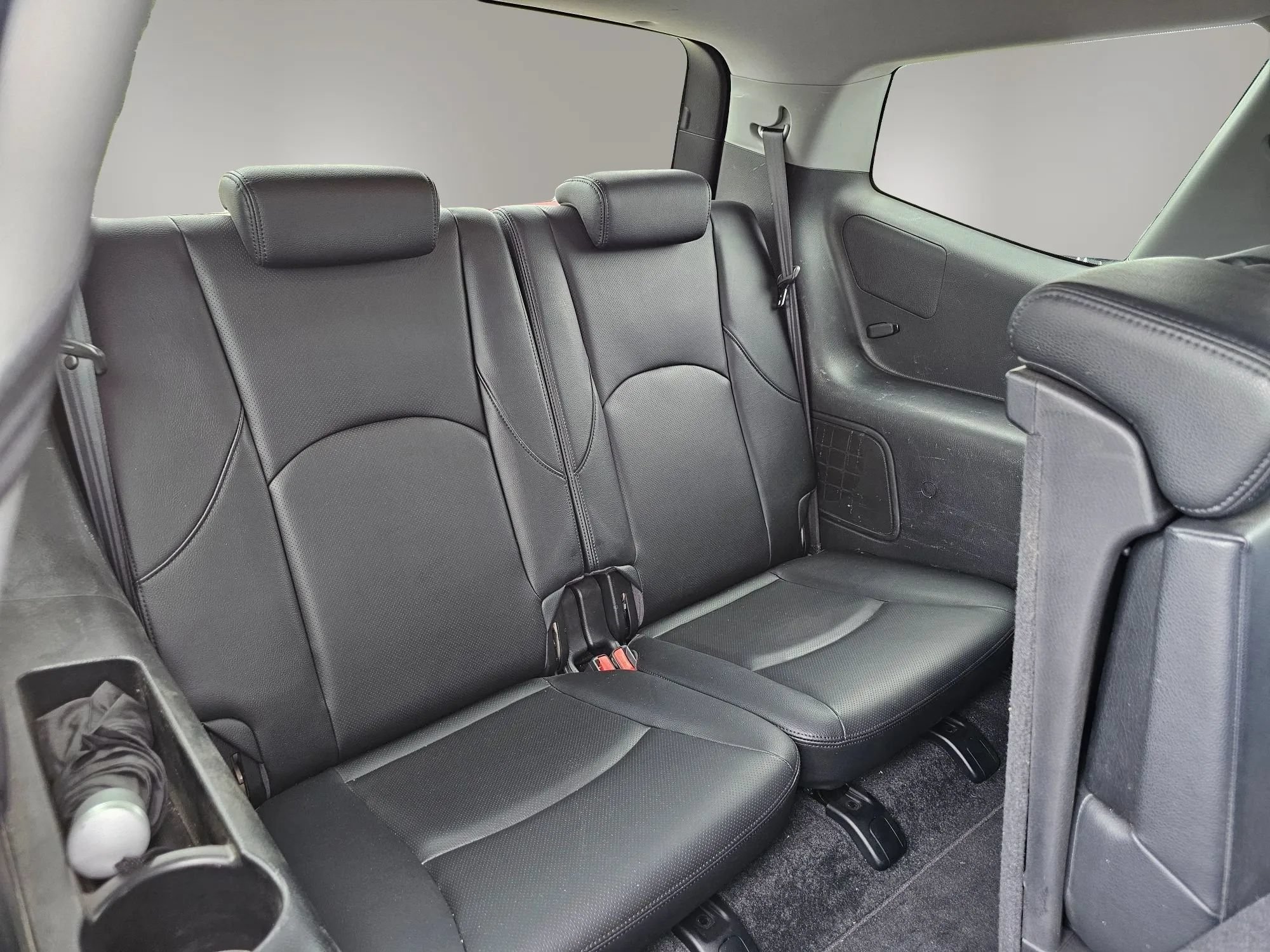 Used 2009 Kia Borrego LX w/ Convenience Pkg AWD/4WD image 8