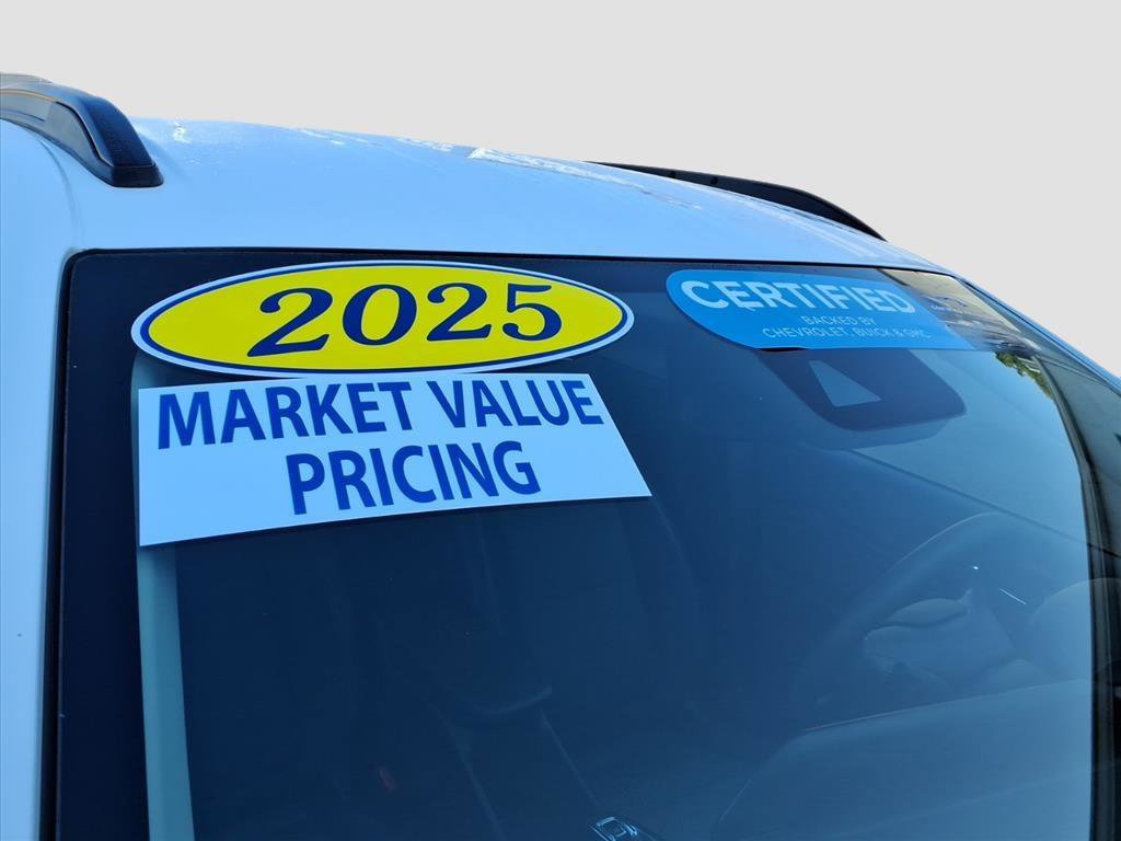 Certified 2025 Chevrolet Trax LT image 10