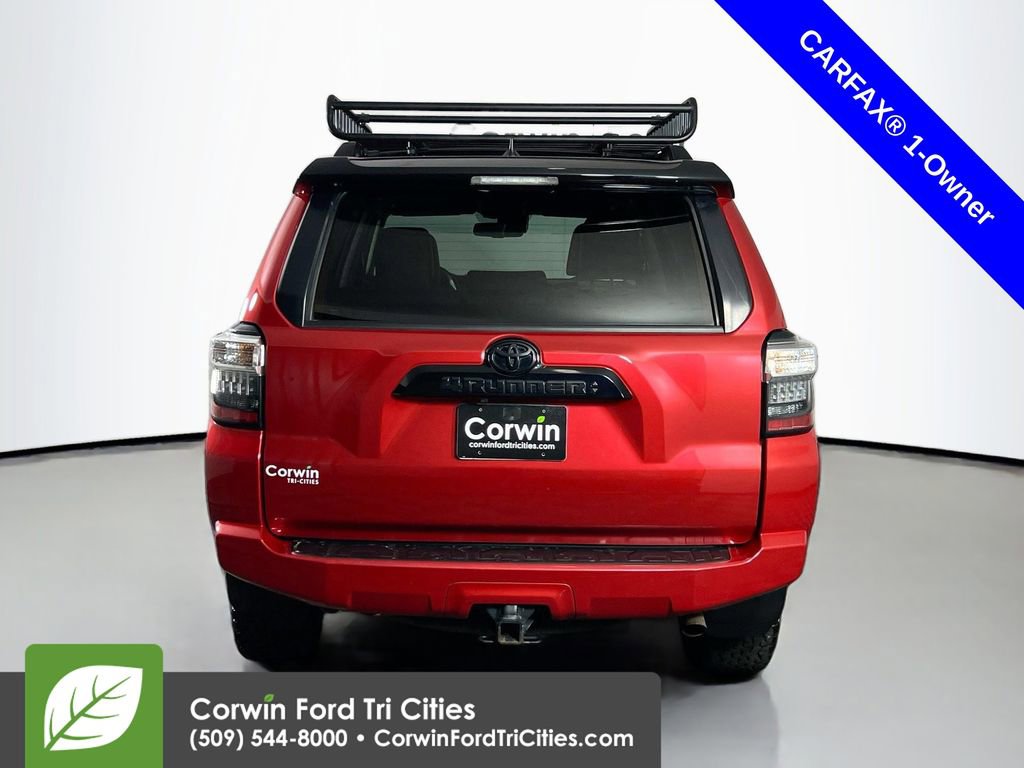 Used 2021 Toyota 4Runner Venture image 12