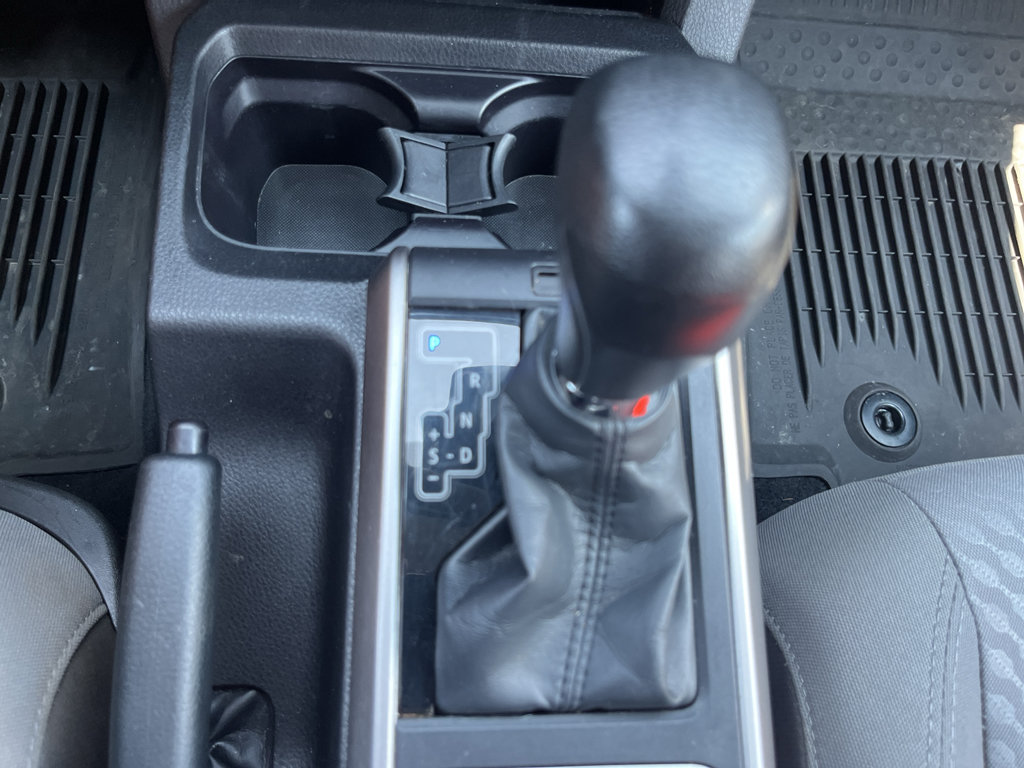 Used 2022 Toyota Tacoma SR5 AWD/4WD image 23