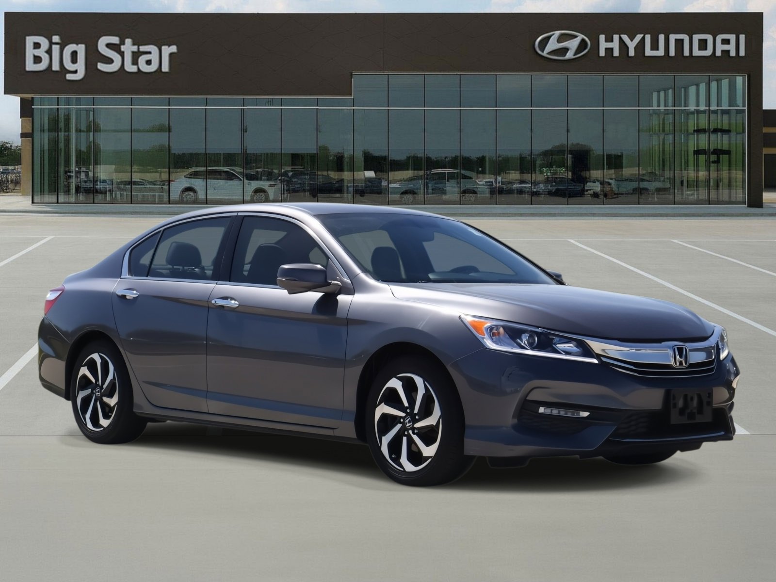 Used 2017 Honda Accord EX-L image 6