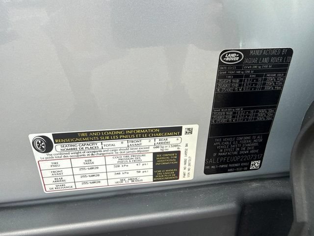 Used 2023 Land Rover Defender 130 SE AWD/4WD image 35