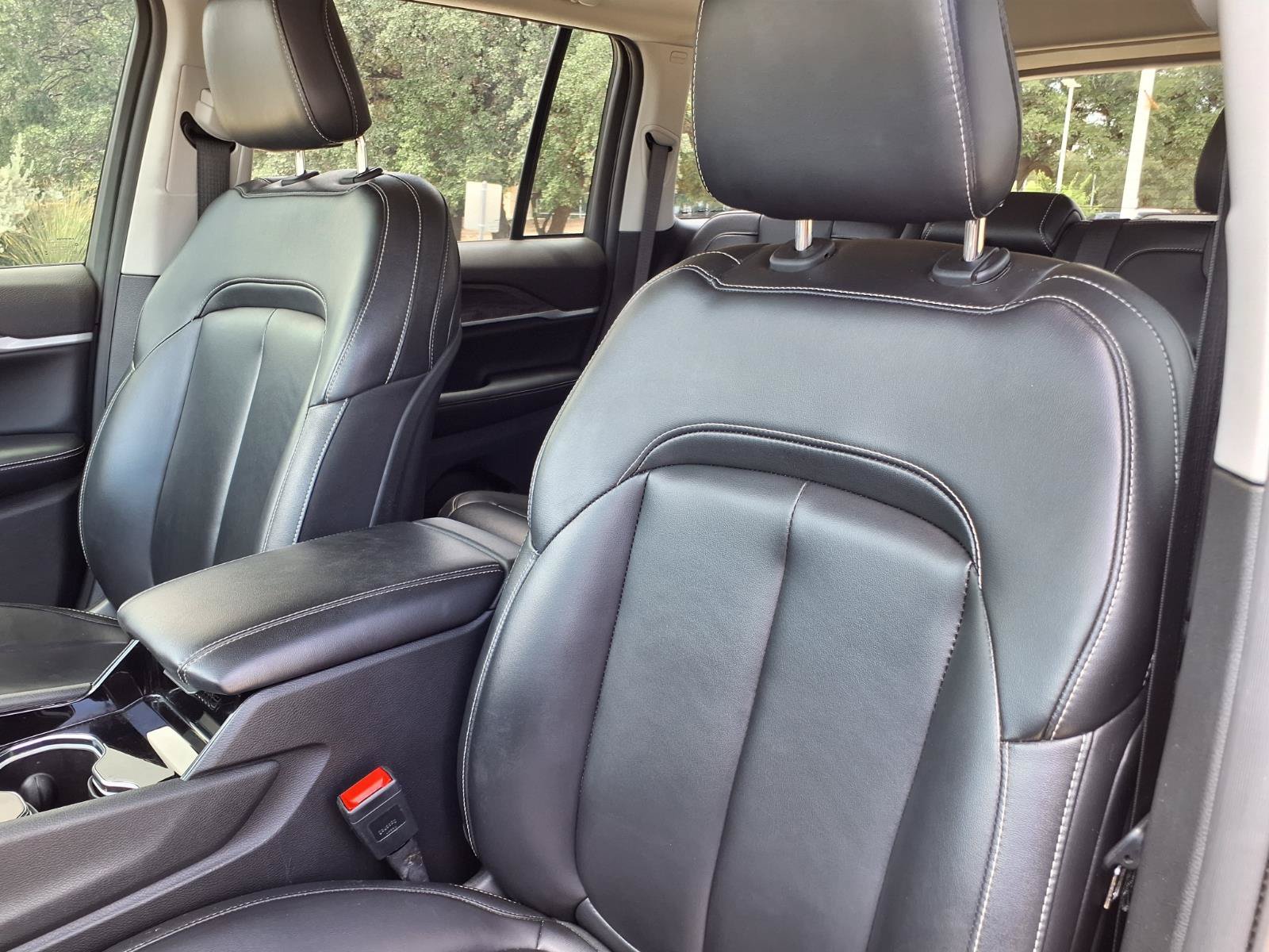 Used 2023 Jeep Grand Cherokee Limited AWD/4WD image 14