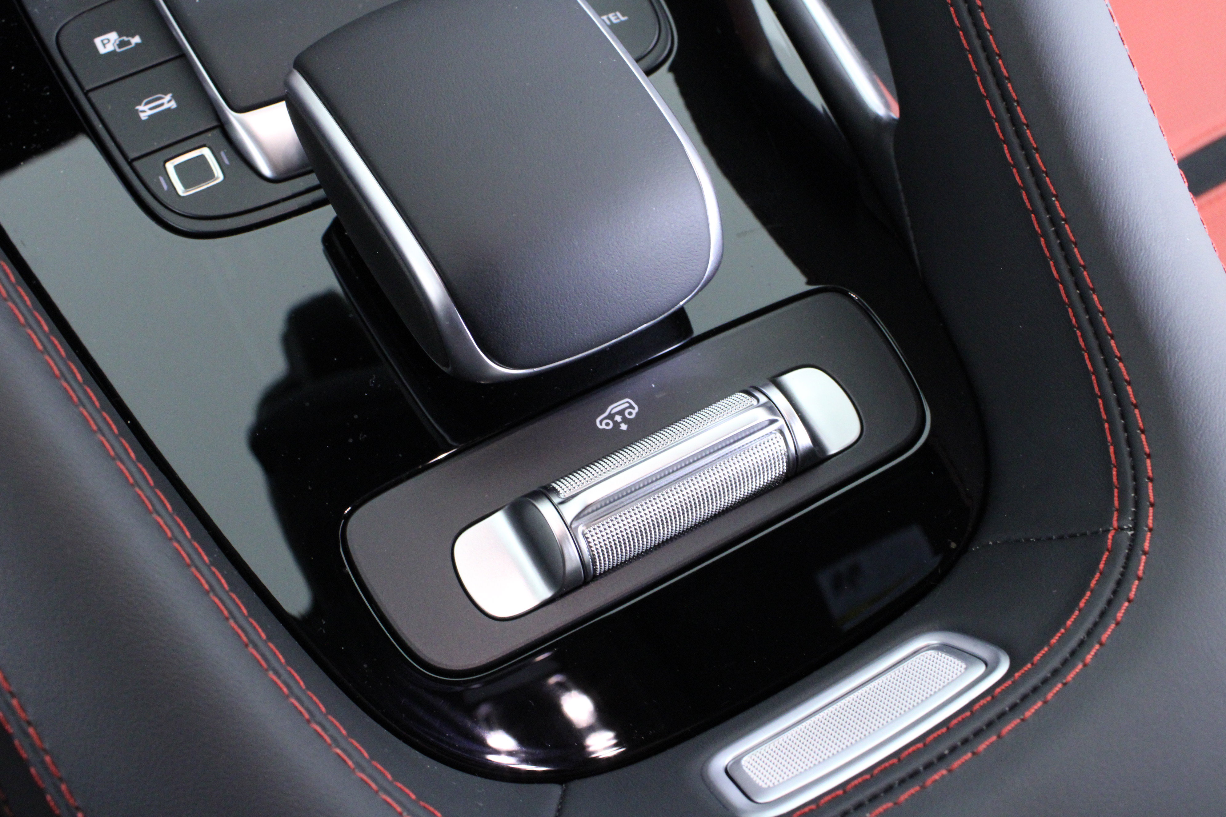 Used 2025 Mercedes-Benz GLE 63 AMG S image 38