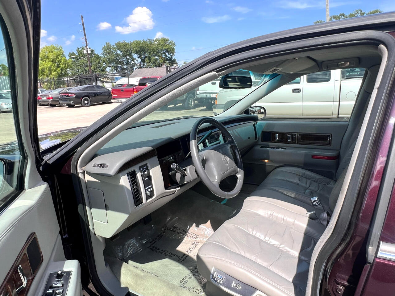 Used 1996 Cadillac Fleetwood Brougham image 69