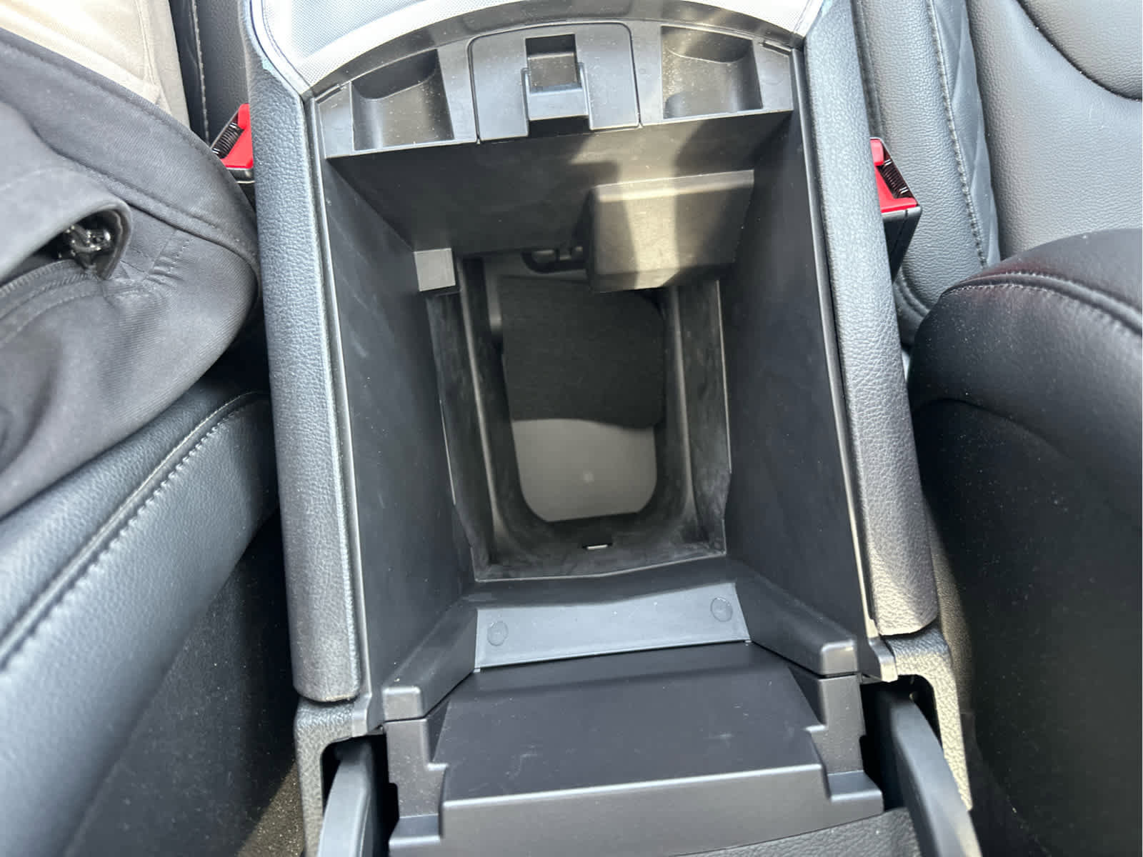 Used 2023 Ford Edge Titanium image 36