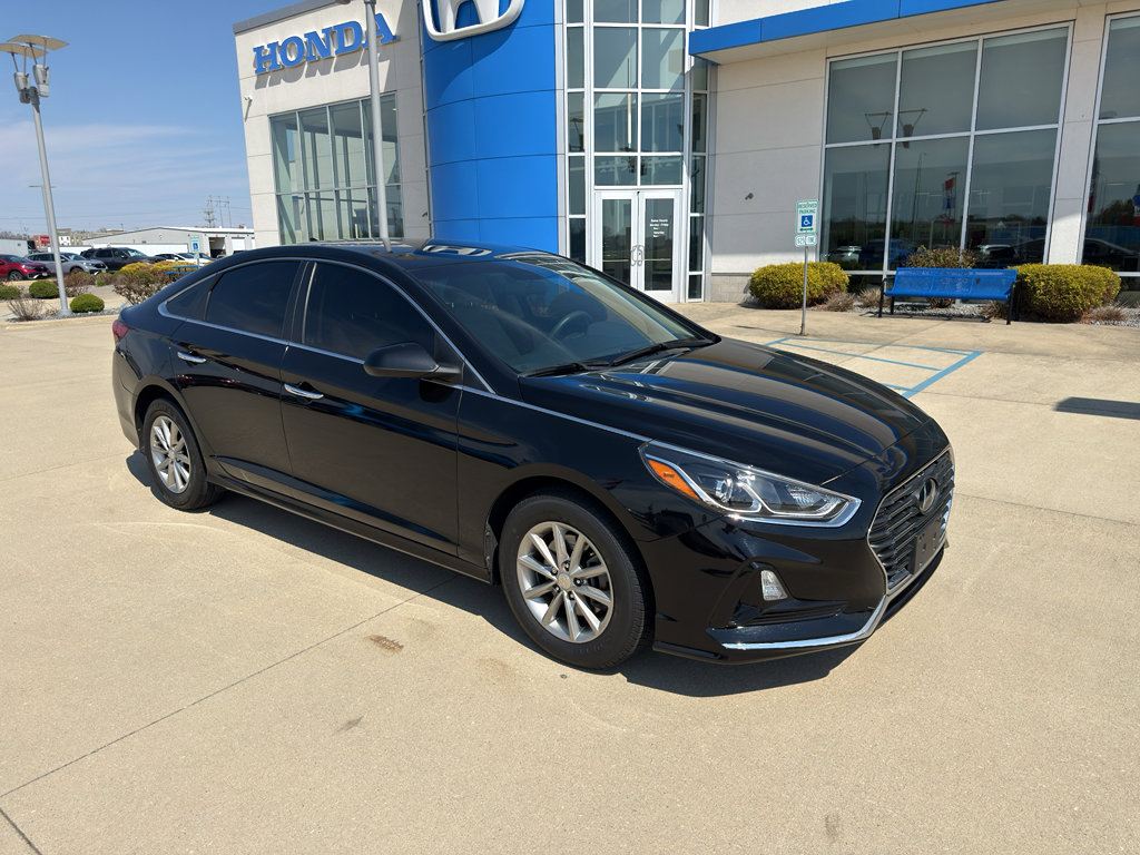 Used 2019 Hyundai Sonata SE image 3