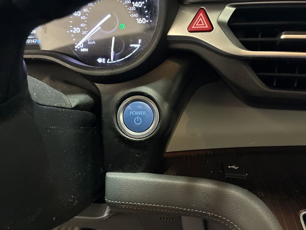 Used 2022 Toyota Sienna XLE w/ XLE Plus Package FWD image 23