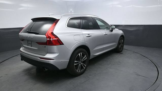 Used 2019 Volvo XC60 T6 Momentum w/ Multimedia Package AWD/4WD image 6