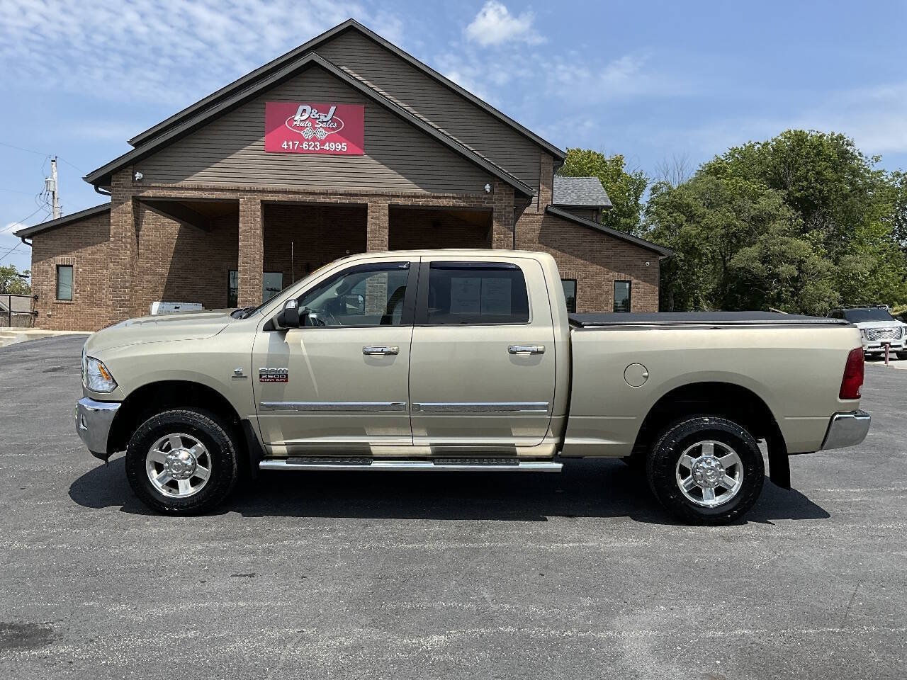 Used 2011 RAM 2500 Big Horn AWD/4WD image 2