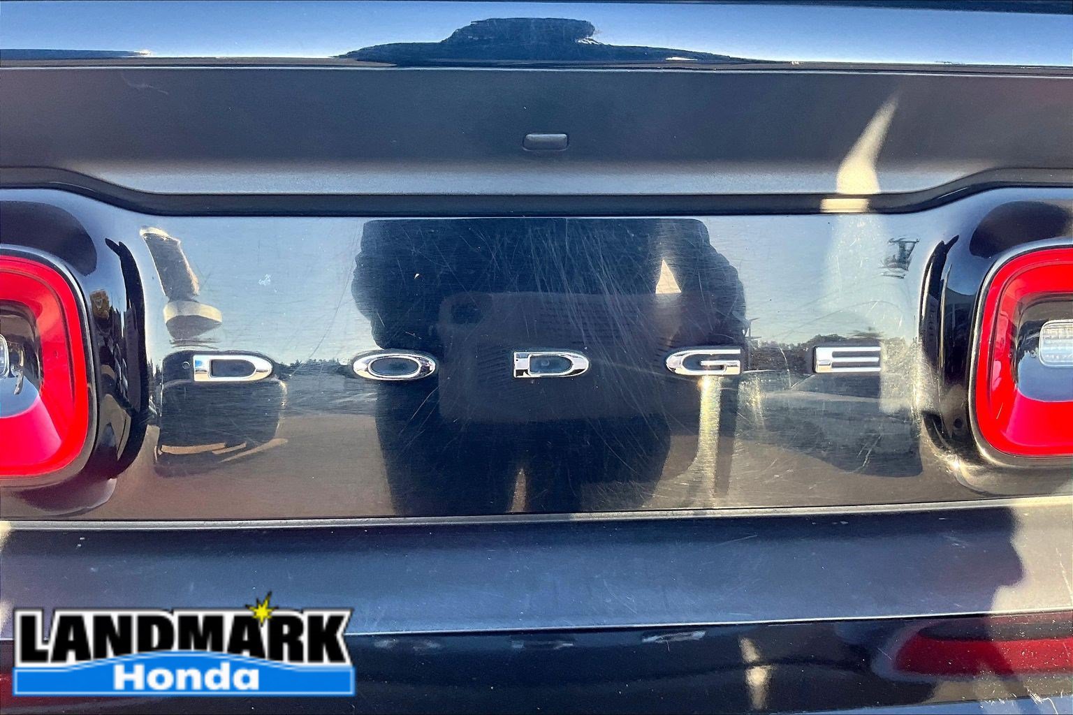 Used 2023 Dodge Challenger SXT RWD image 32