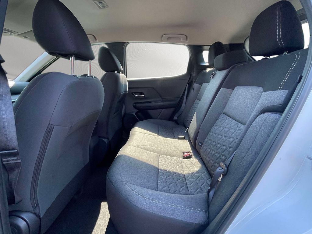 Used 2026 Nissan Kicks SV FWD image 10
