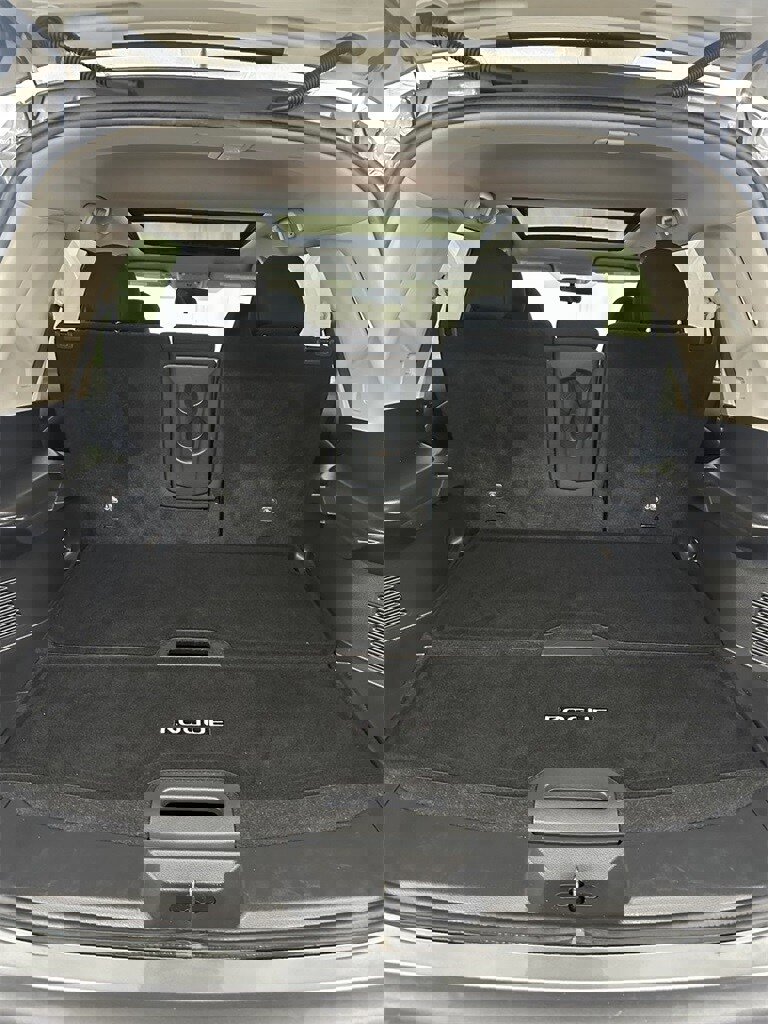 Used 2018 Nissan Rogue SV w/ Sun & Sound Touring Package image 28