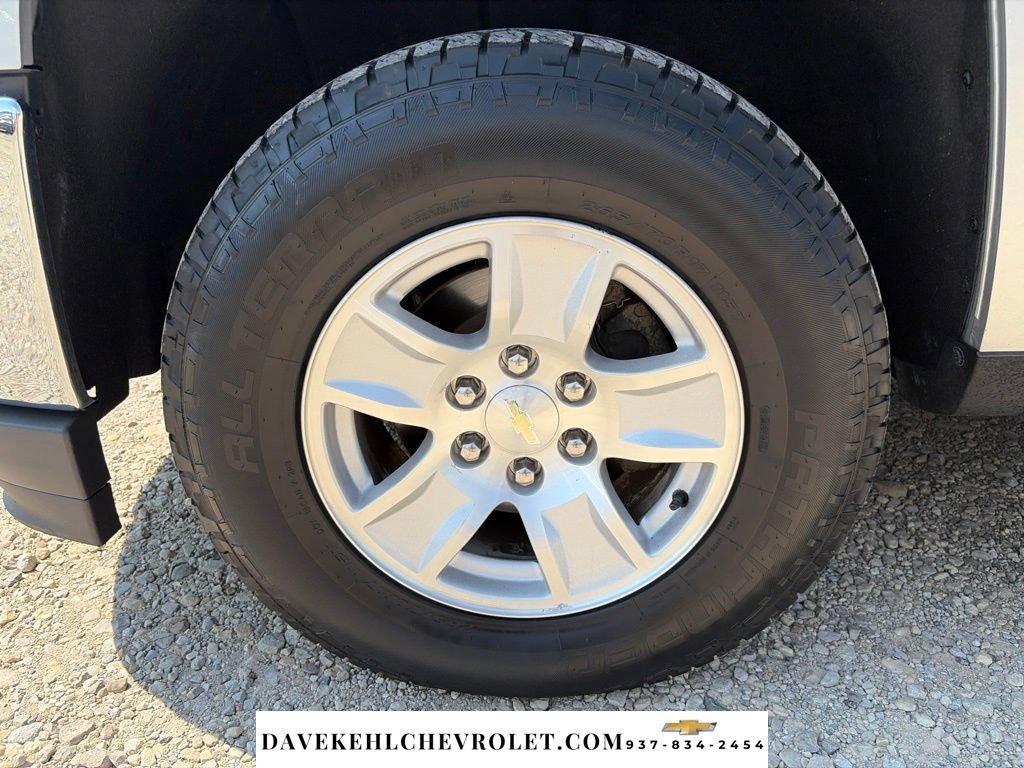 Used 2018 Chevrolet Silverado 1500 LT w/ All Star Edition AWD/4WD image 38